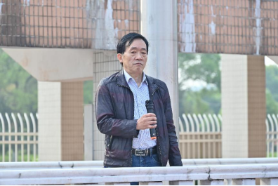 探花系列