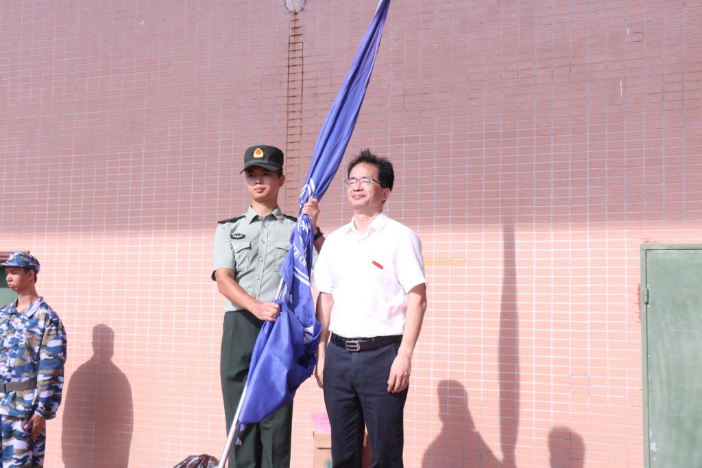 探花系列