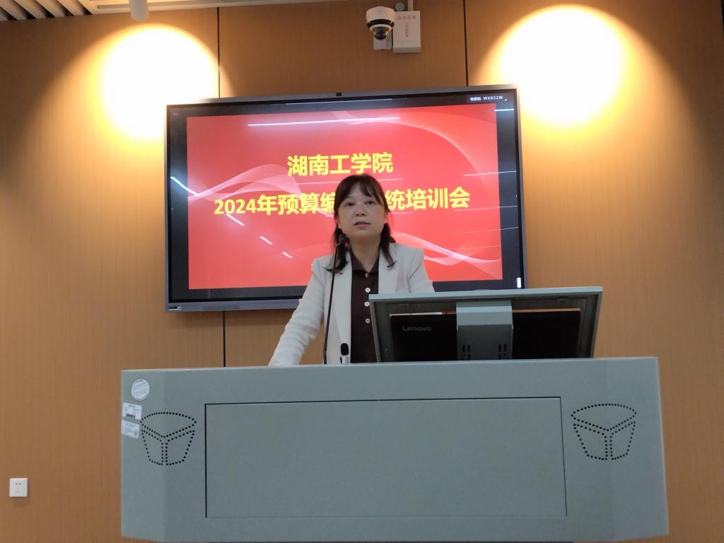 探花系列