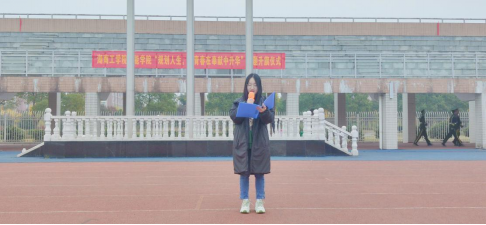 探花系列