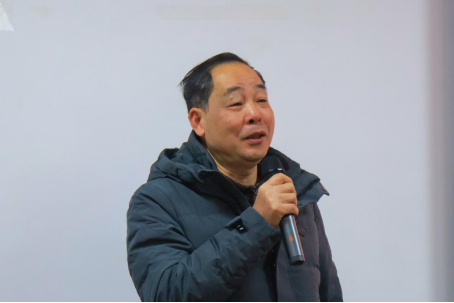 探花系列