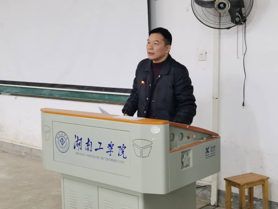 探花系列