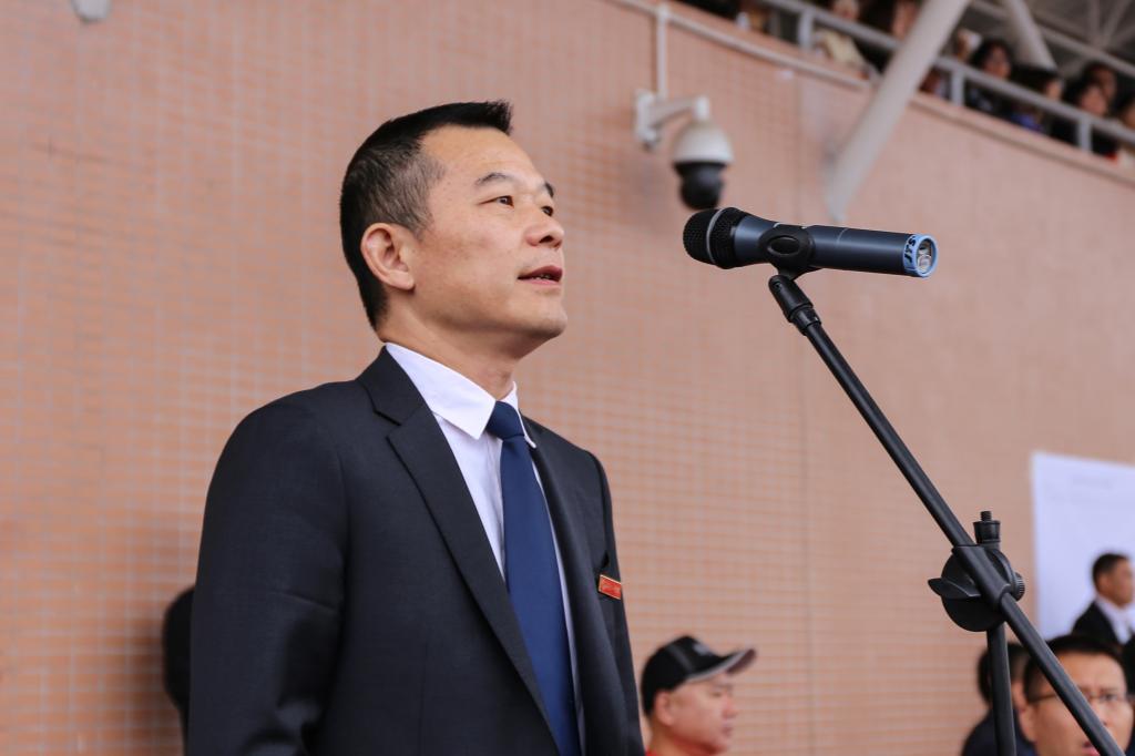 探花系列