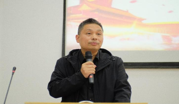 探花系列