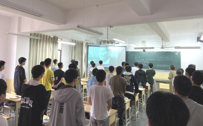 探花系列
