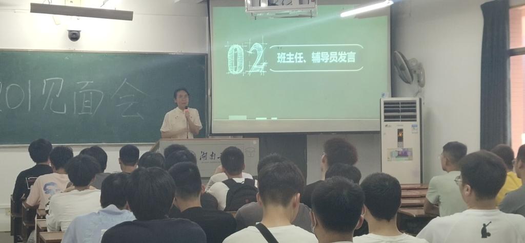 探花系列
