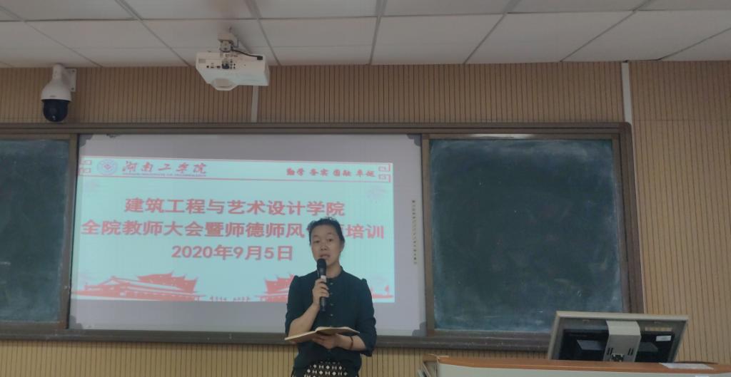 探花系列