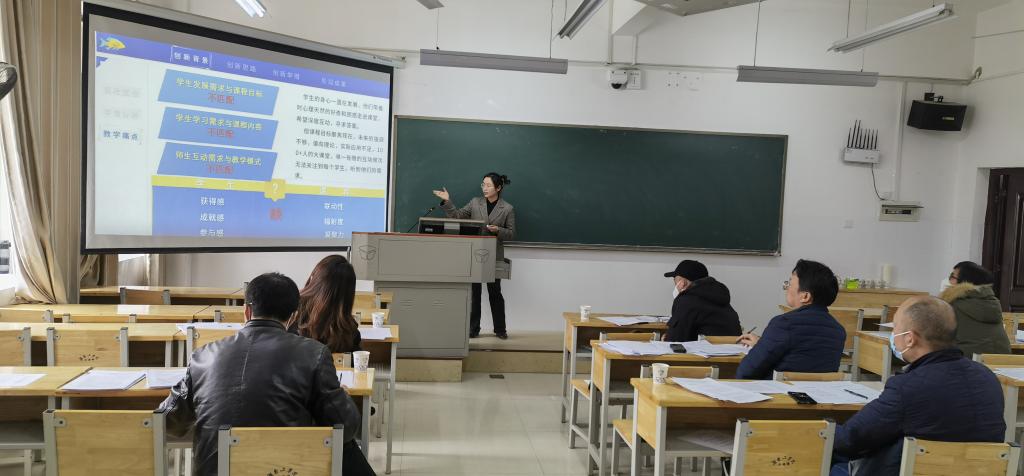 探花系列