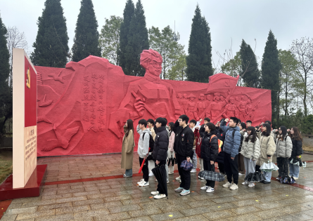 探花系列