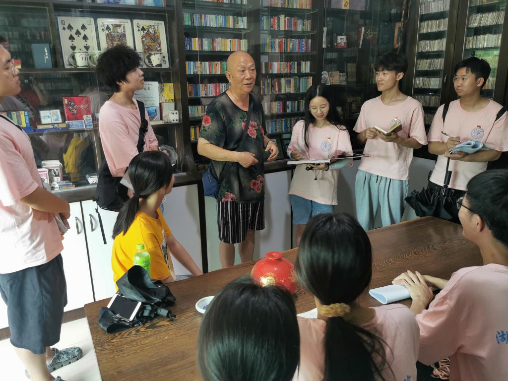 探花系列