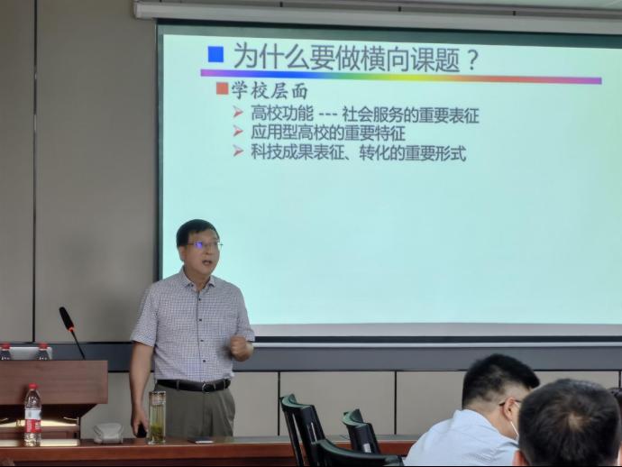 探花系列