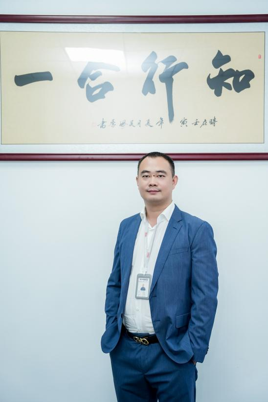 探花系列