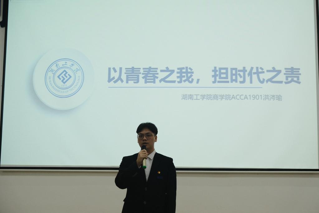 探花系列