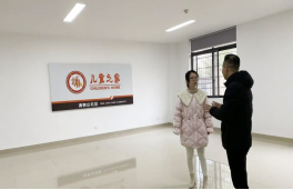 探花系列