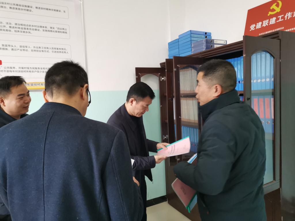 探花系列