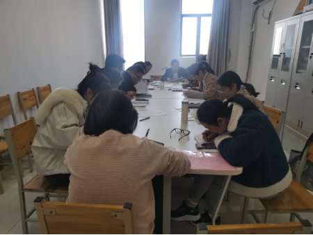 探花系列