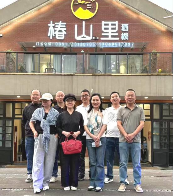 探花系列